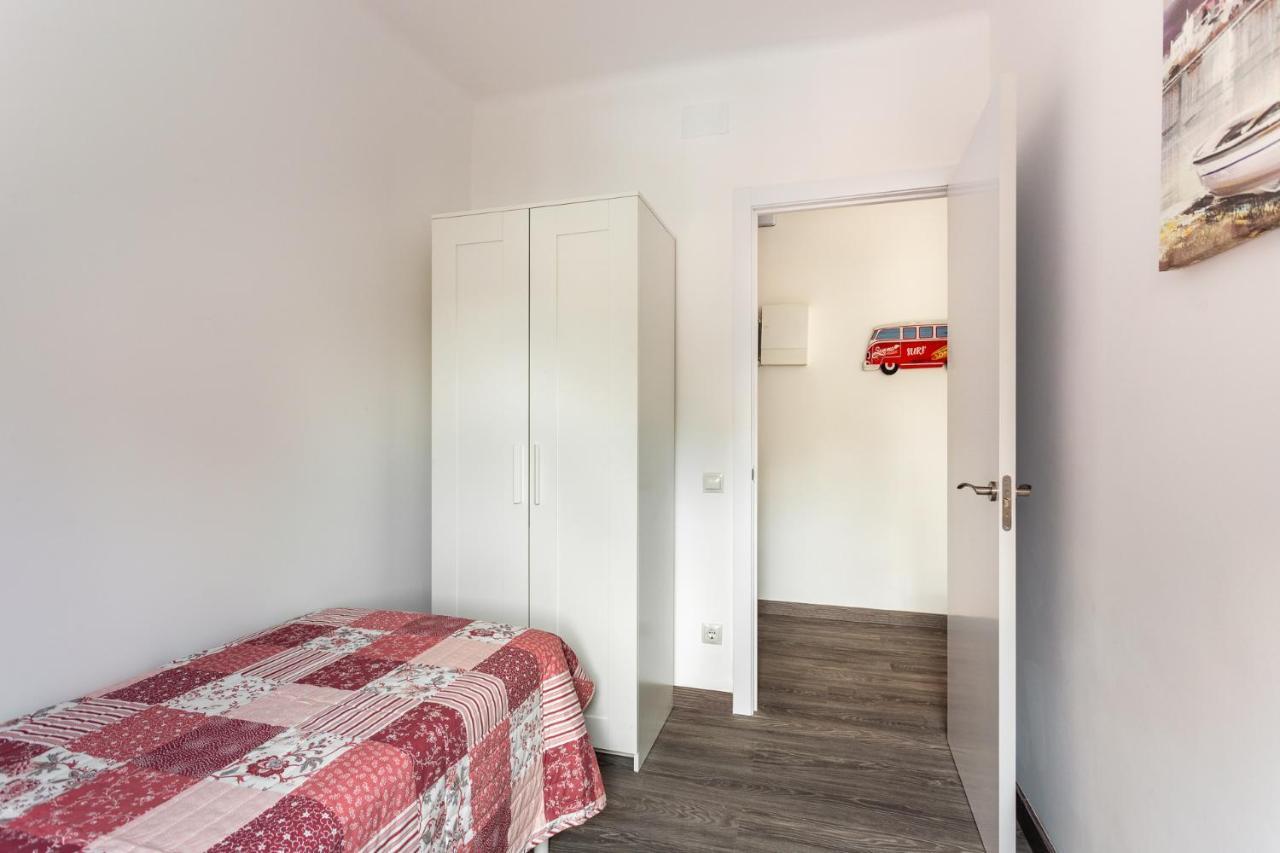 Barca 3 New Lovely Aprtment Near Beach Sant Adria de Besos Exterior photo